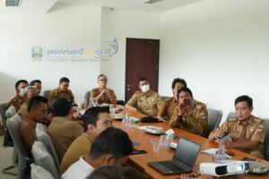Pemkab Pesibar Mengikuti Rakor Pengendalian Inflasi Daerah 2023 oleh Kemendagri Secara Virtual