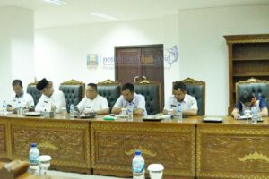 Pemkab Pesibar Audensi dengan Rektor Itera