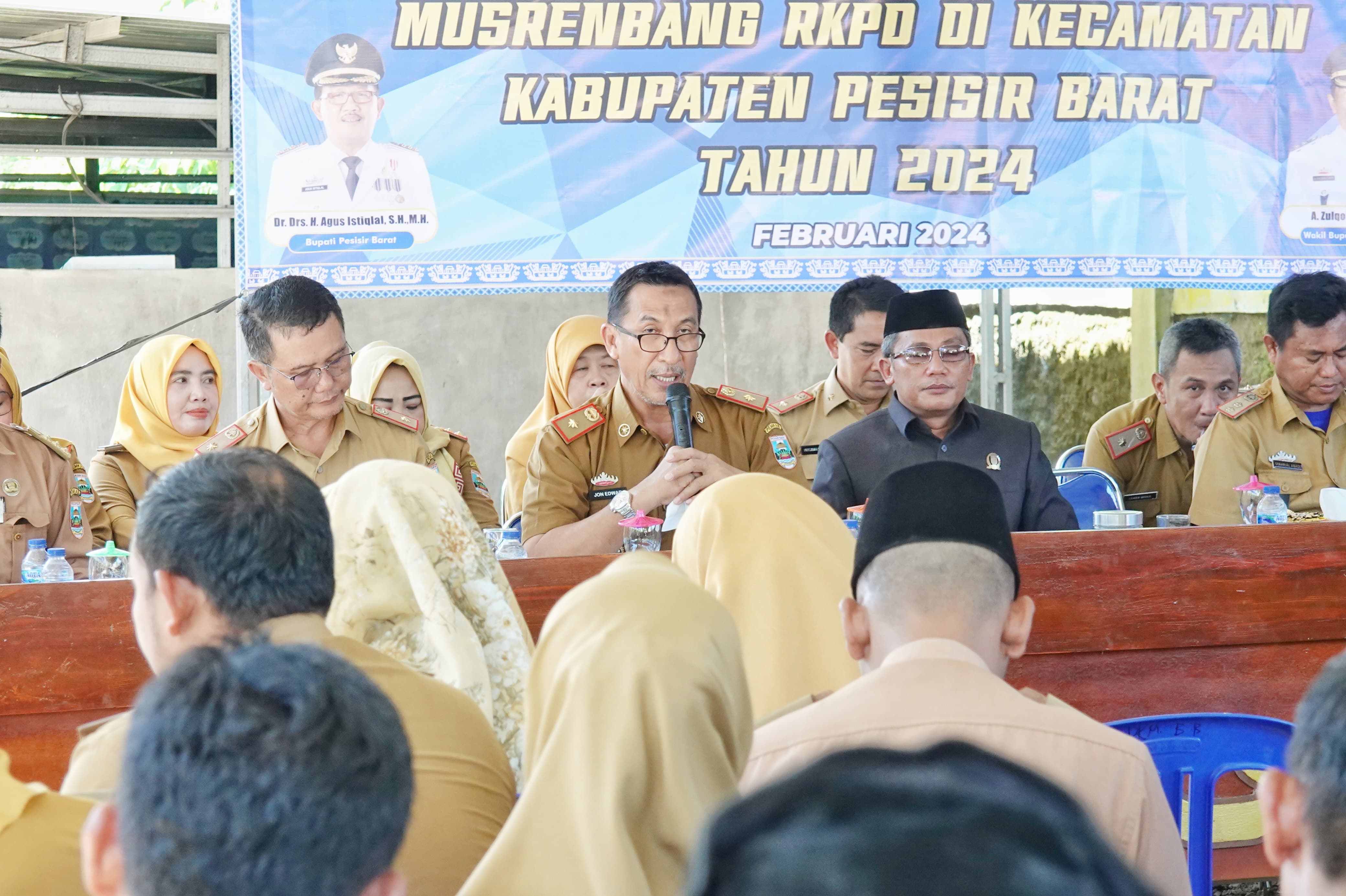 Pj. Sekda Pesibar Jon Edwar Hadiri Musrenbang RKPD di Bengkunat