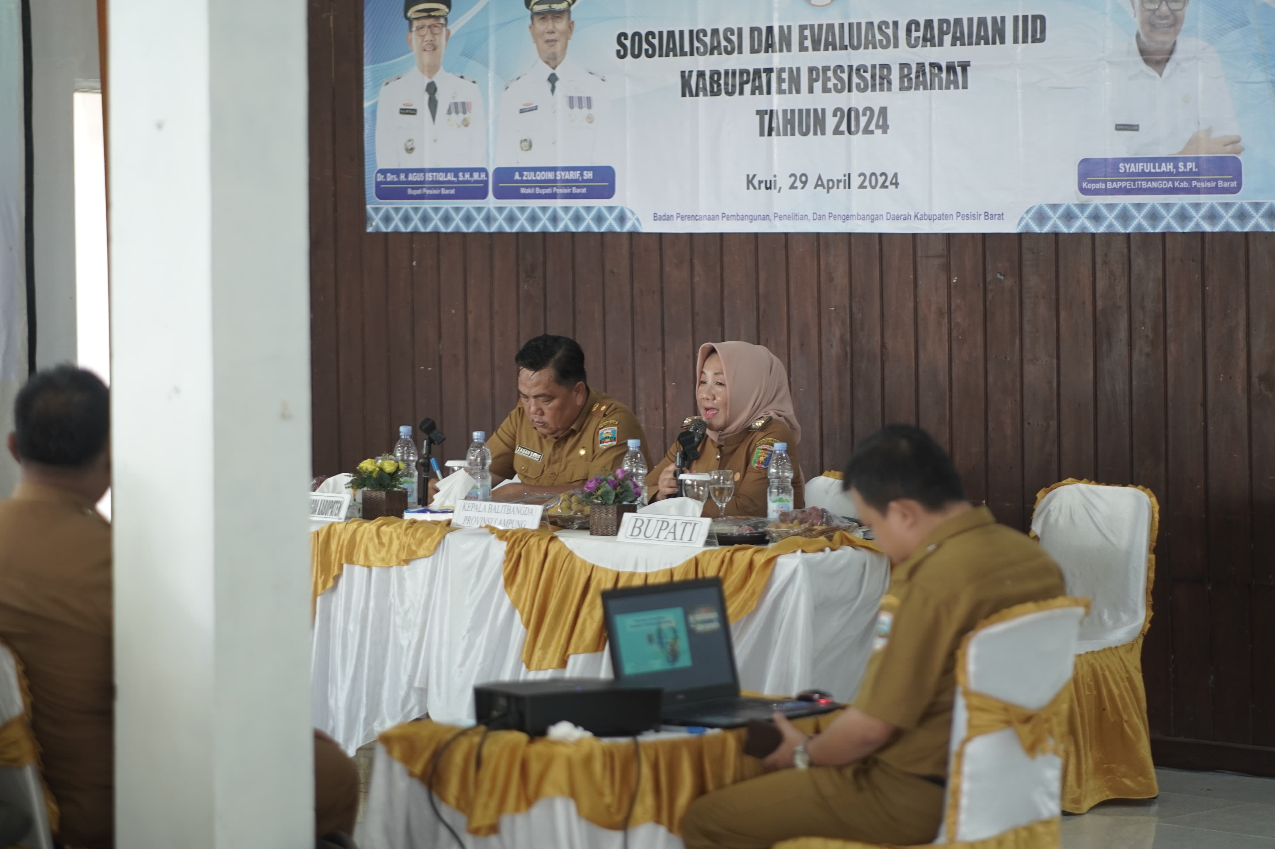 Bappelitbangda Pesibar Menggelar Sosialisasi dan Evaluasi Capaian Indeks Inovasi