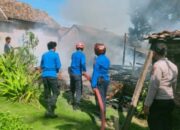 Polsek Blambangan Umpu Datangi Lokasi Kebakaran di Kampung Sidoarjo