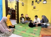 Ketua DPRD Pesibar Kunjungi Dua Balita Penderita Stunting