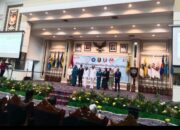 Rahmat Mirzani Djausal Lantik Ayu Asalasiyah Sebagai Bupati Way Kanan