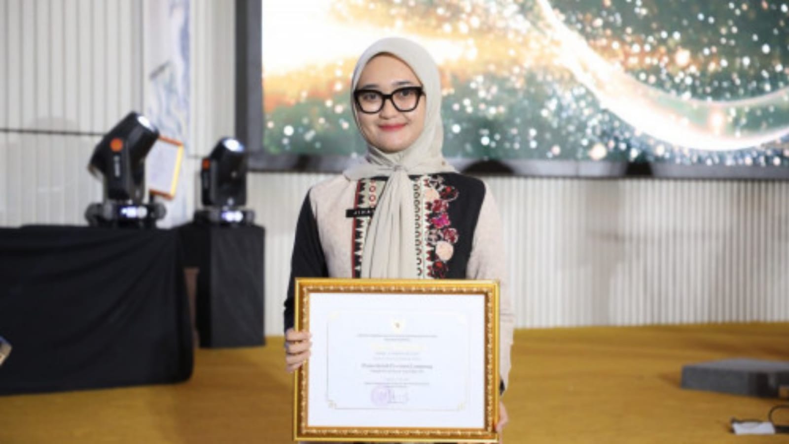 Membanggakan, Pesisir Barat Raih Penghargaan KLA Peringkat Madya 2025