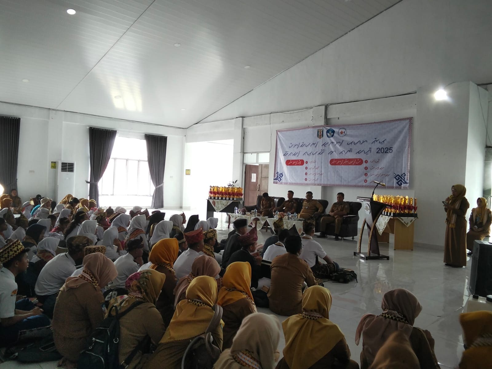 Festival Tunas Bahasa Ibu Tingkat Kabupaten Way Kanan Digelar