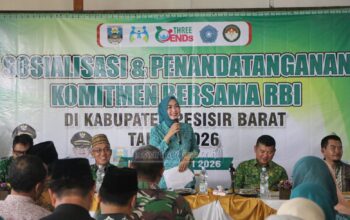 Ketua Umum TP-PKK Kabupaten Pesisir Barat, Buka Penandatanganan Komitmen RBI