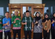 Bupati Pesisir Barat Dorong KP2KP Liwa Tambah Loket Mall Pelayanan Publik