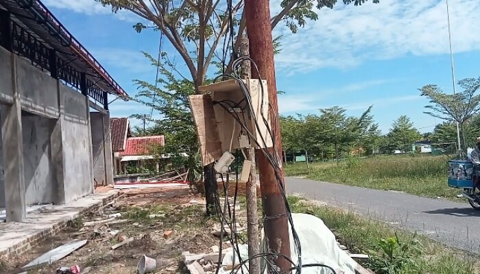 Pembangunan Gedung Koperasi Merah Putih di Blambangan Umpu Tak Berpapan Nama, Diduga Kuat “Curi” Listrik Negara