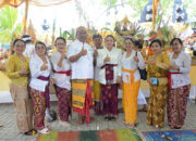 Plt. Bupati Lamteng Hadiri Larung Sesaji Melasti di Pantai Pasir Putih