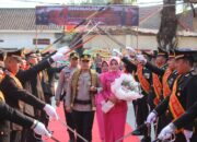 Polres Pesisir Barat Gelar Parade Penyambutan Kapolres Baru