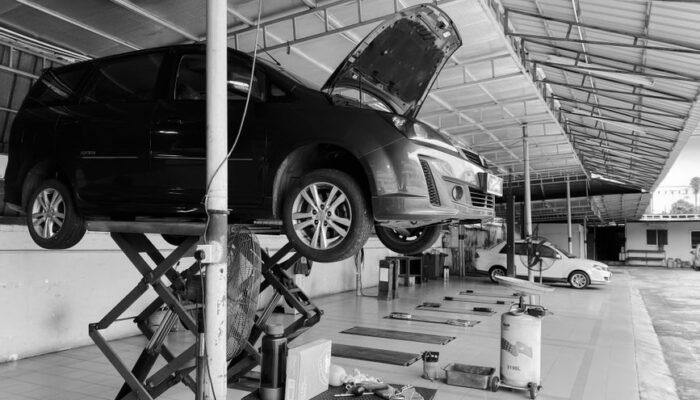 Perkembangan Industri Otomotif di Indonesia: Tantangan dan Peluang